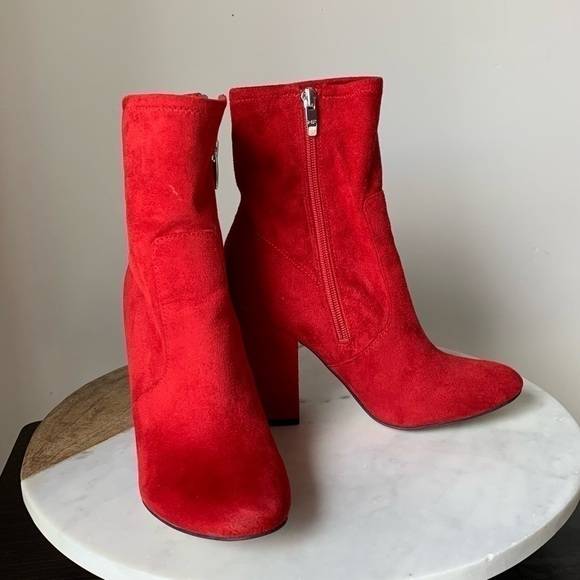 MARC FISHER Red Suede BOOTIES chunky block heel boots size 8 - Picture 3 of 9